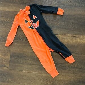 ☘️ 3 for 33 ☘️ Hanna Andersson Halloween Pumpkin Toddler Zippie 12-18 months